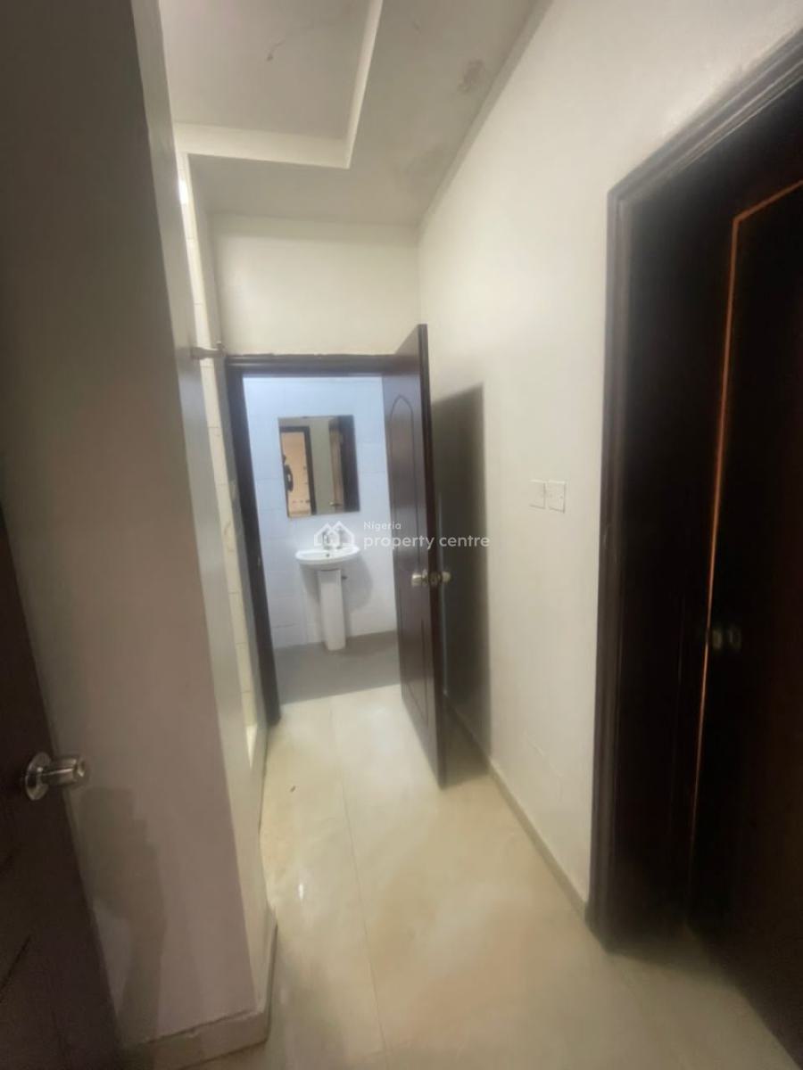 Neat and Well Maintained Two Bedroom Flat Apartment, Freedom Way, Lekki, Lagos, Flat / Apartment for Rent