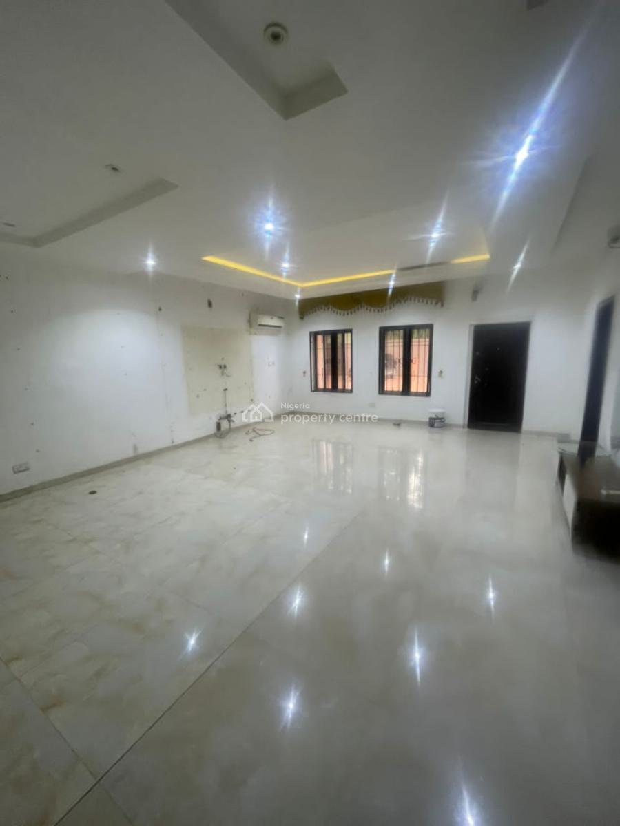 Neat and Well Maintained Two Bedroom Flat Apartment, Freedom Way, Lekki, Lagos, Flat / Apartment for Rent