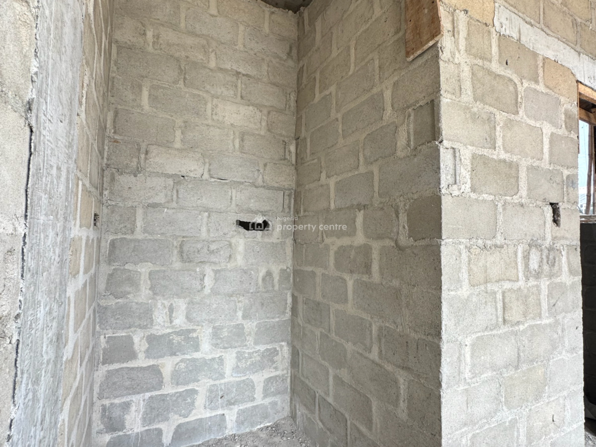 Very Spacious 2-bedroom Apartment + Bq, Lekki Phase 1, Lekki, Lagos, Flat / Apartment for Sale