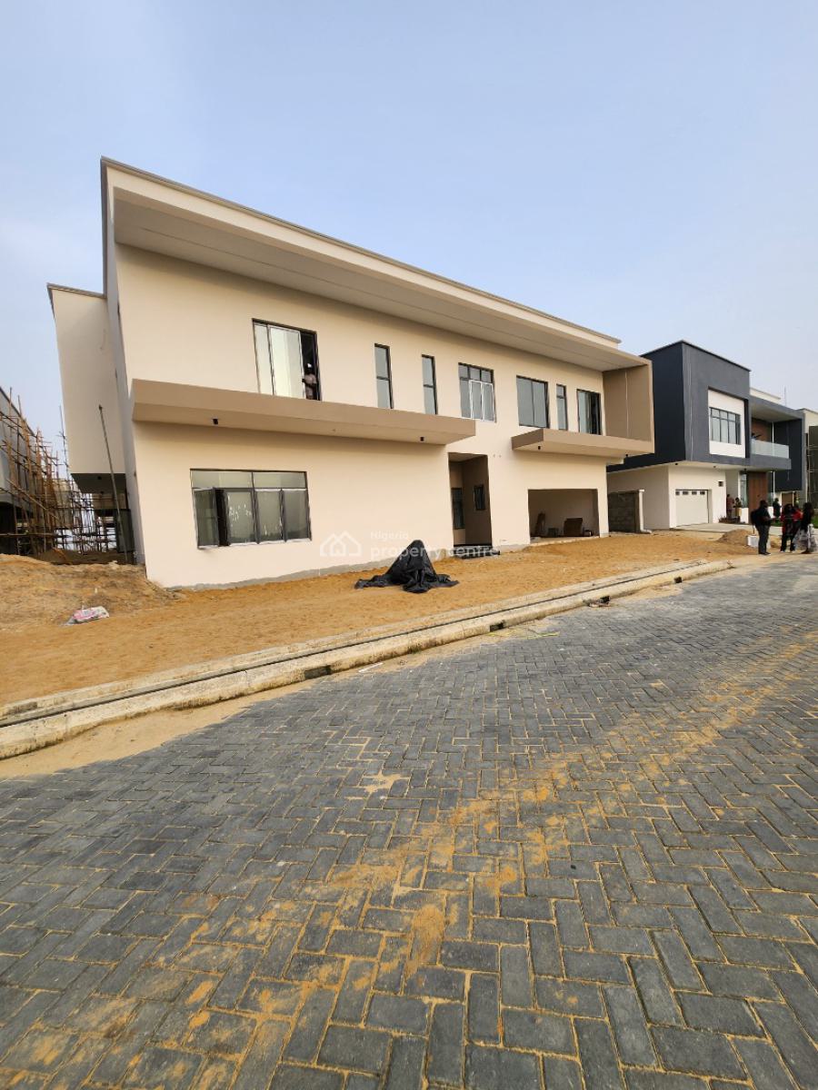 Full Smart 5 Bedroom Fully Detached Located in Lekki Phase 1, Secure Access with an Access Card, Lekki Phase 1, Lekki, Lagos, Detached Duplex for Sale