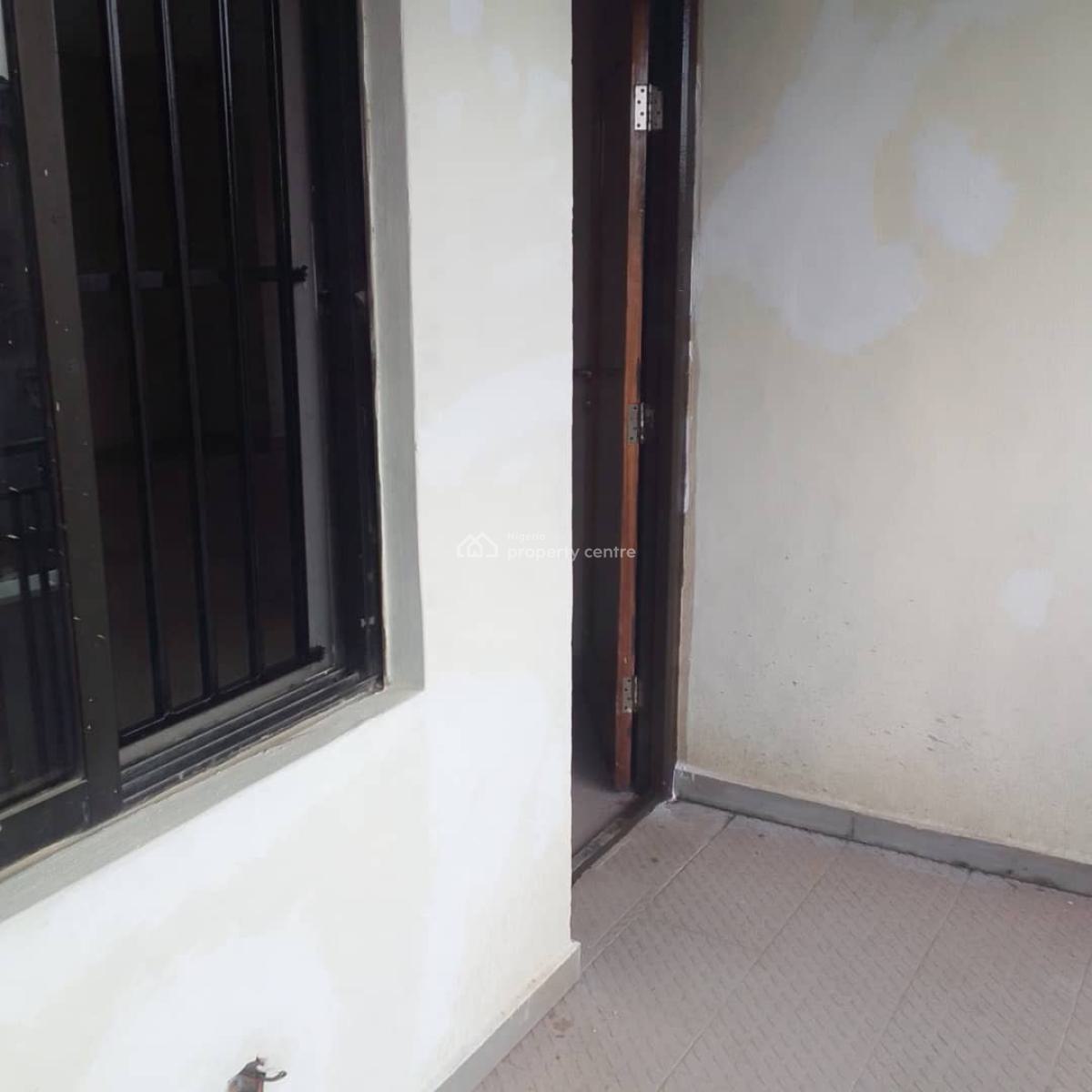 4 Unit of 3 Bedroom Flats  Newly Renovated   Decen, Oladele Street, Ikosi, Ketu, Lagos, House for Rent