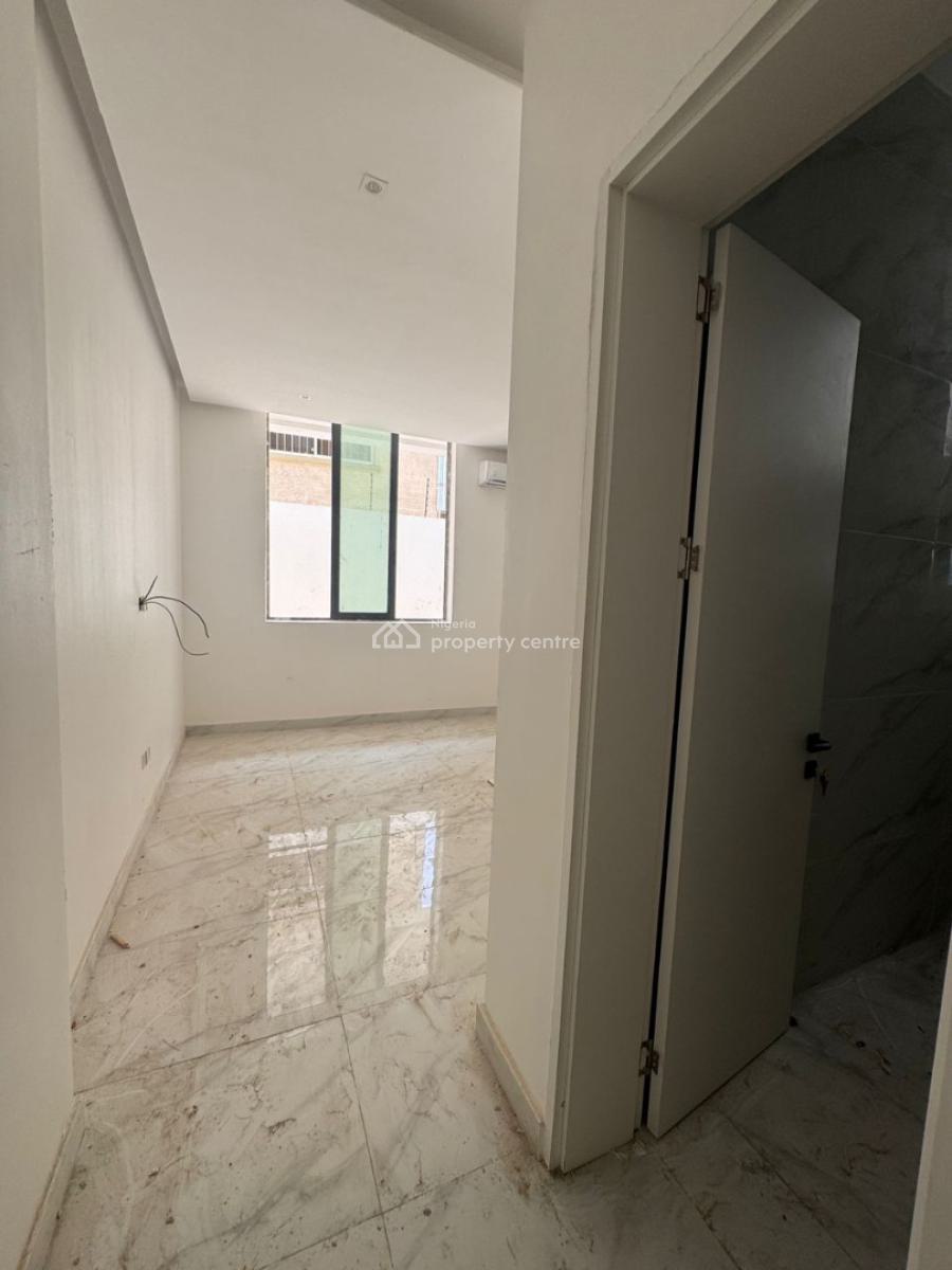 Newly Built and Spacious Two Bedroom Apartment, Lekki Right, Lekki, Lagos, Flat / Apartment for Sale
