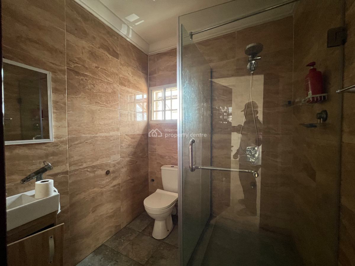 Standard 2 Bedroom Apartment, Off Palace Road, Oniru, Victoria Island (vi), Lagos, Flat / Apartment for Rent