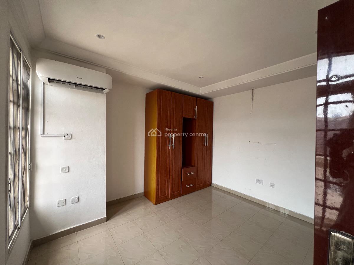 Standard 2 Bedroom Apartment, Off Palace Road, Oniru, Victoria Island (vi), Lagos, Flat / Apartment for Rent