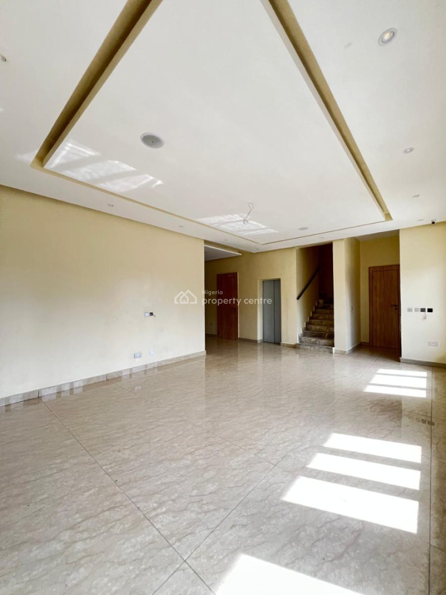 Standard 6 Bedroom Semi Detached with Two Bqs, in a Gated and Secure Neighborhood in Lekki Phase 1, Lekki, Lagos, Semi-detached Duplex for Sale