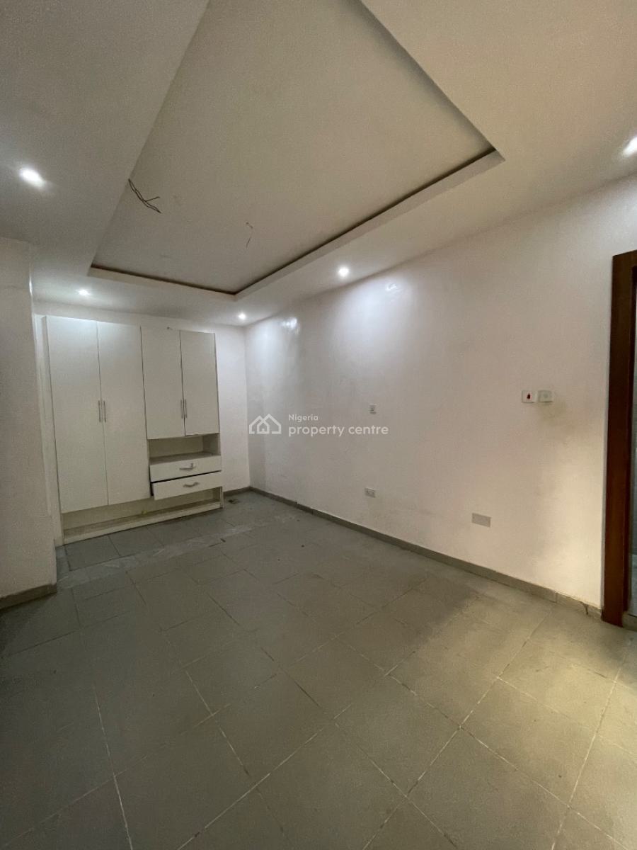 Exclusive & Serene  Modern 2-bedroom Apartment  Prime Ogudu Estate., Ramat Crescent, Gra, Ogudu, Lagos, Flat / Apartment for Rent