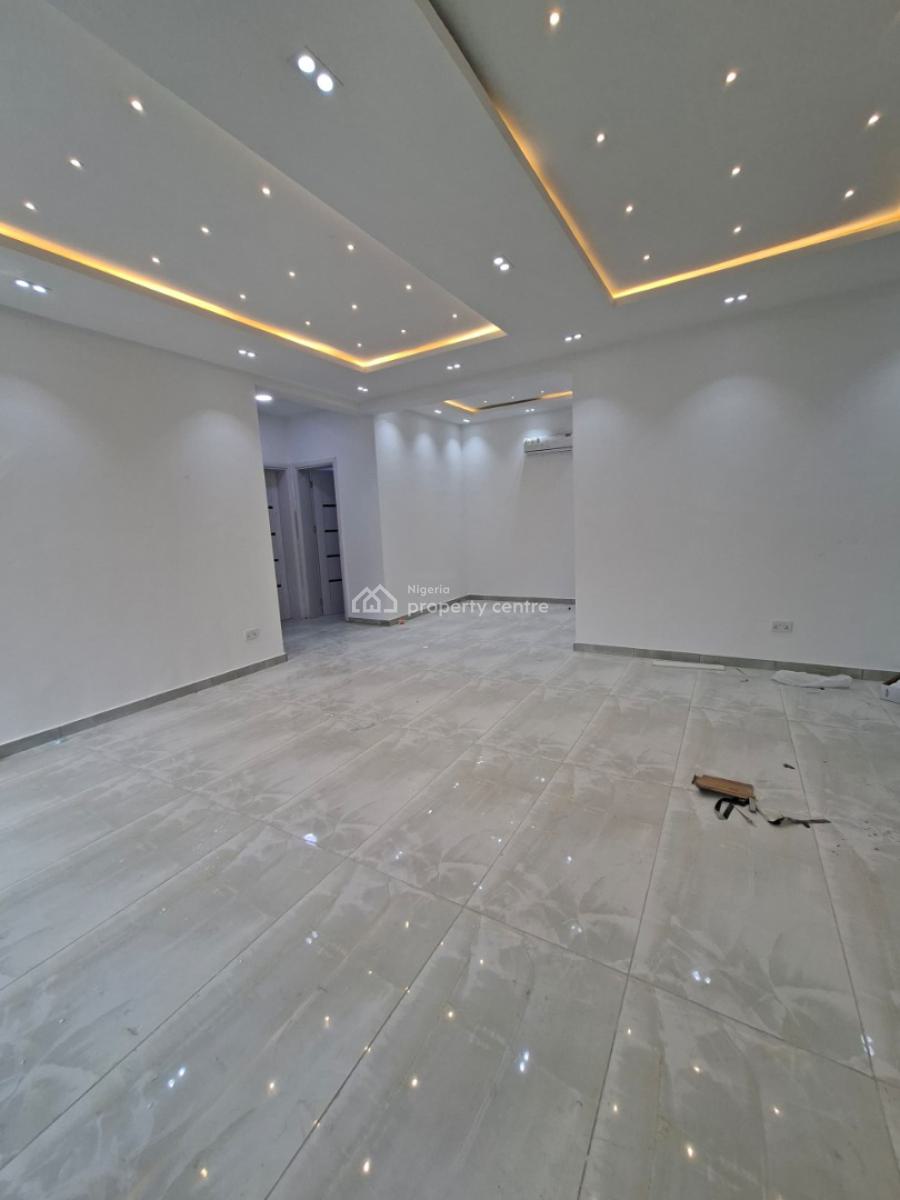 Fully Serviced Newly Built 3 Bedrooms Apartment at Lekki Phase 1, Lekki, Lekki Phase 1, Lekki, Lagos, Flat / Apartment for Sale