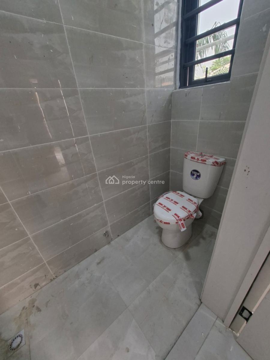 Fully Serviced Newly Built 3 Bedrooms Apartment at Lekki Phase 1, Lekki, Lekki Phase 1, Lekki, Lagos, Flat / Apartment for Sale