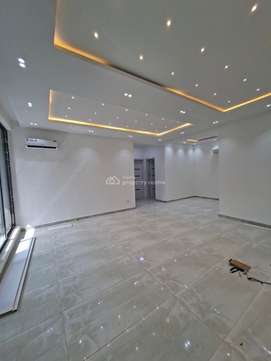 Fully Serviced Newly Built 3 Bedrooms Apartment at Lekki Phase 1, Lekki, Lekki Phase 1, Lekki, Lagos, Flat / Apartment for Sale