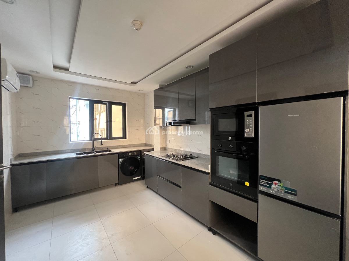 Luxury 2 Bedroom Apartment, Lekki Phase 1 Right, Lekki Phase 1, Lekki, Lagos, Flat / Apartment for Sale