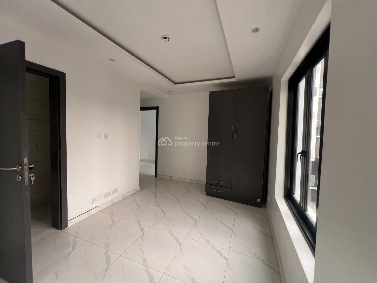 Luxury 2 Bedroom Apartment, Lekki Phase 1 Right, Lekki Phase 1, Lekki, Lagos, Flat / Apartment for Sale