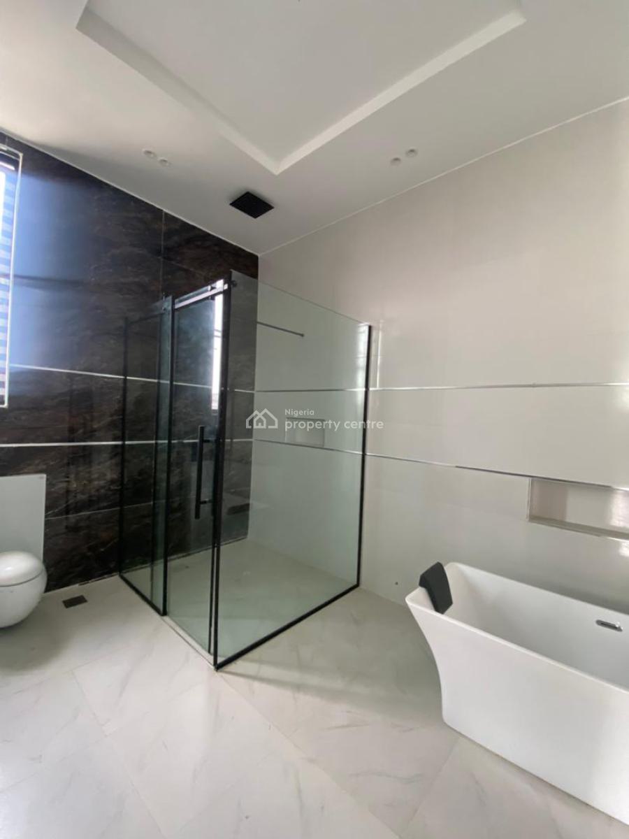 5 Bedroom Fully Detached with Bq-, Ikota, Lekki, Lagos, Detached Duplex for Sale