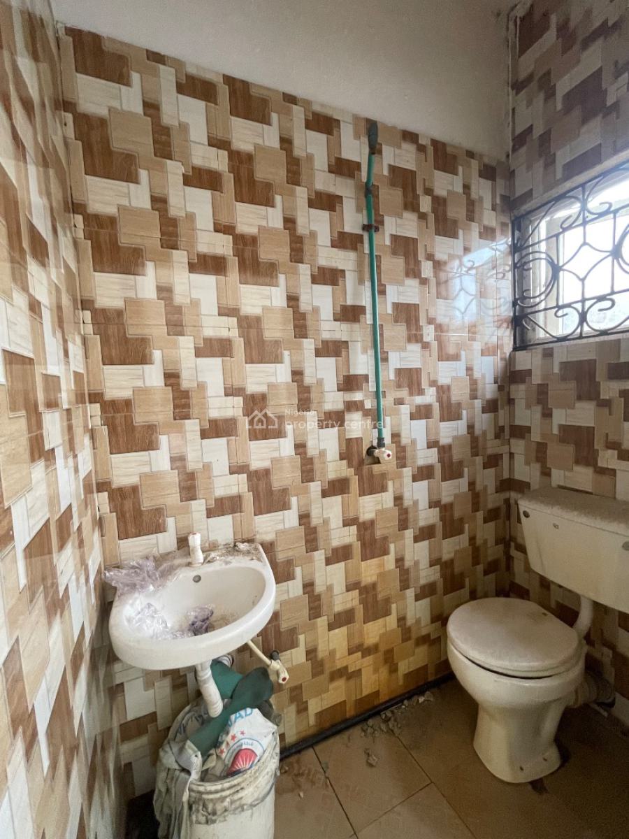 Spacious Mini Flat in a Gated Estate with Good Security, Sangotedo, Ajah, Lagos, Mini Flat (room and Parlour) for Rent