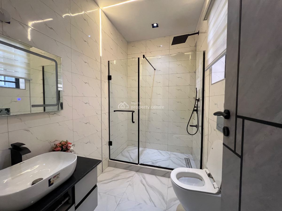 Fully Furnished 2 Bedroom Apartment, Off Freedom Way, Lekki Phase 1, Lekki, Lagos, Flat / Apartment for Sale