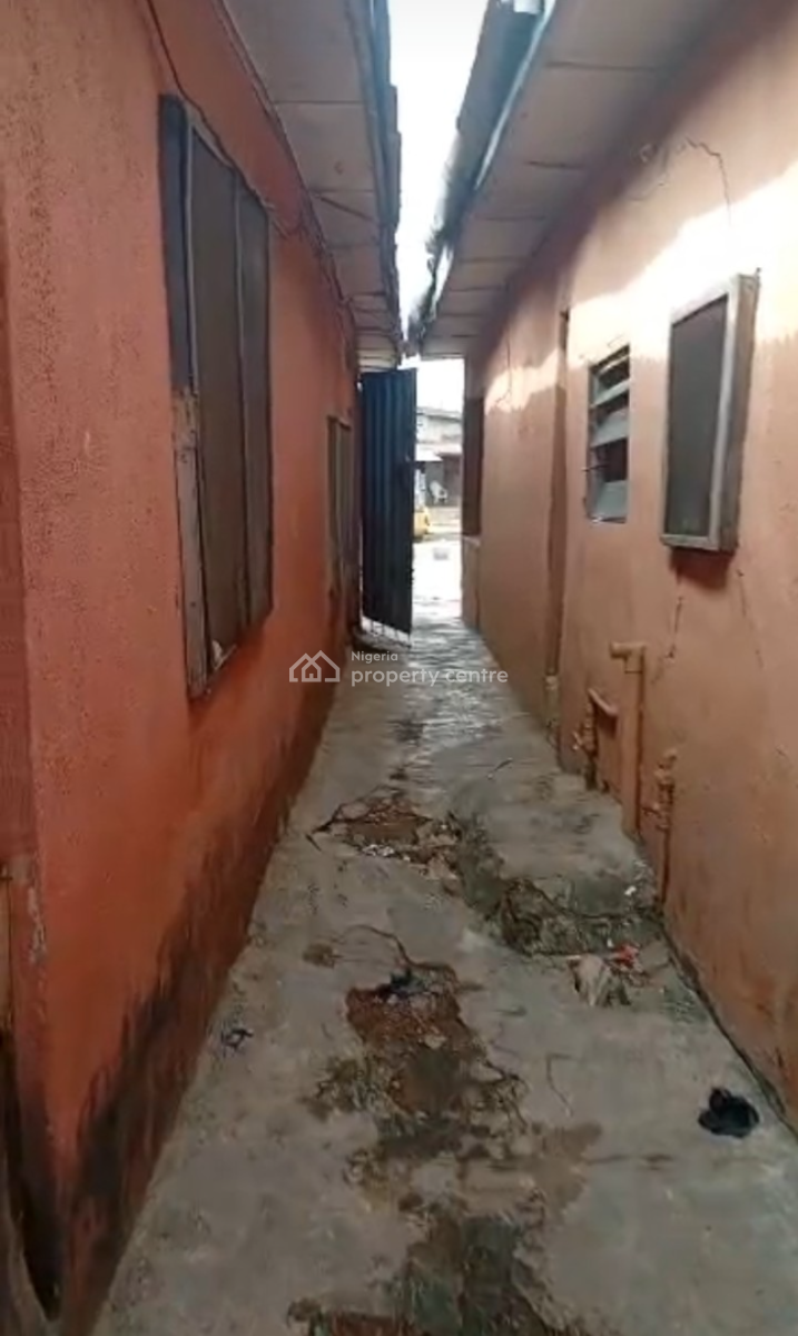 a Plot with Demolishable Structure at Idimu Lagos, Idimu, Idimu, Lagos, Land for Sale