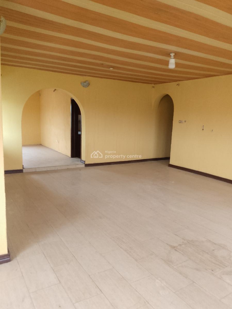 Massive 3bedrooms Flat Upstairs, Off Ologunfe Awoyaya Ibeju-lekki Lagos State, Awoyaya, Ibeju Lekki, Lagos, Flat / Apartment for Rent