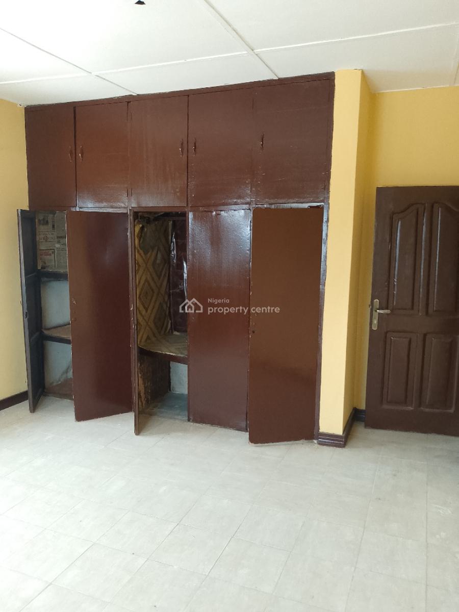 Massive 3bedrooms Flat Upstairs, Off Ologunfe Awoyaya Ibeju-lekki Lagos State, Awoyaya, Ibeju Lekki, Lagos, Flat / Apartment for Rent