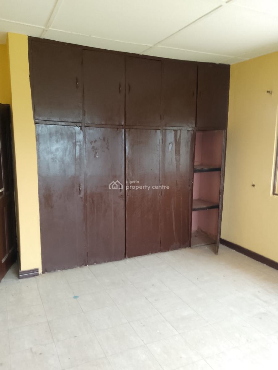 Massive 3bedrooms Flat Upstairs, Off Ologunfe Awoyaya Ibeju-lekki Lagos State, Awoyaya, Ibeju Lekki, Lagos, Flat / Apartment for Rent