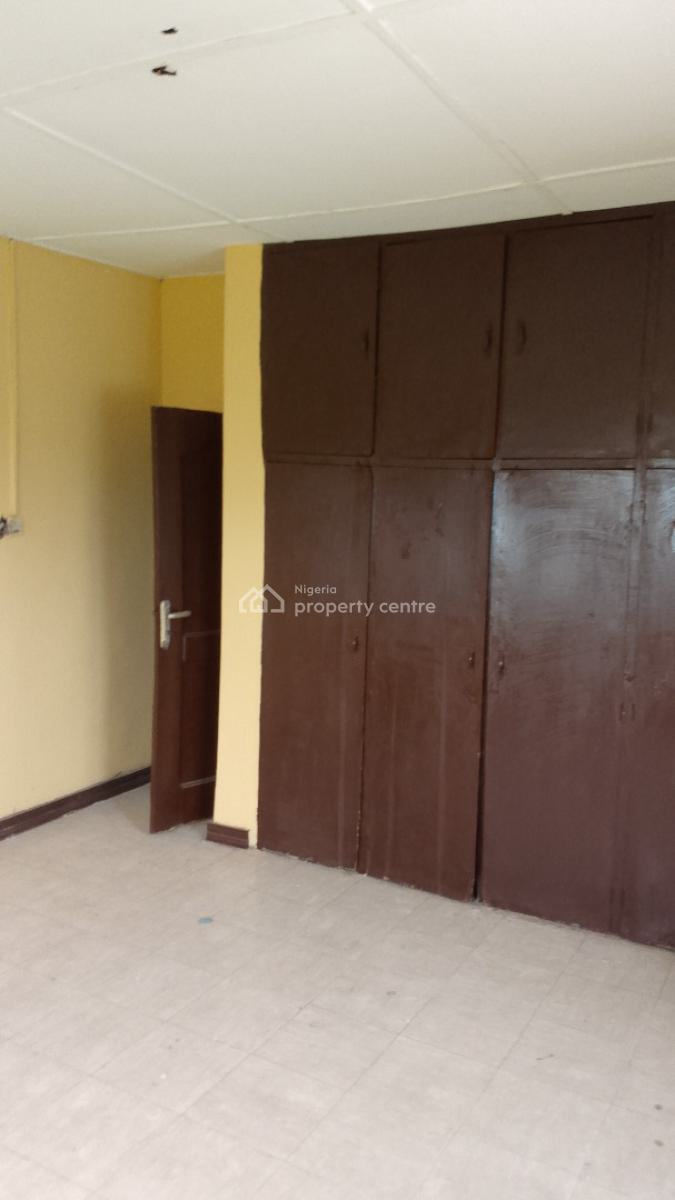 Massive 3bedrooms Flat Upstairs, Off Ologunfe Awoyaya Ibeju-lekki Lagos State, Awoyaya, Ibeju Lekki, Lagos, Flat / Apartment for Rent