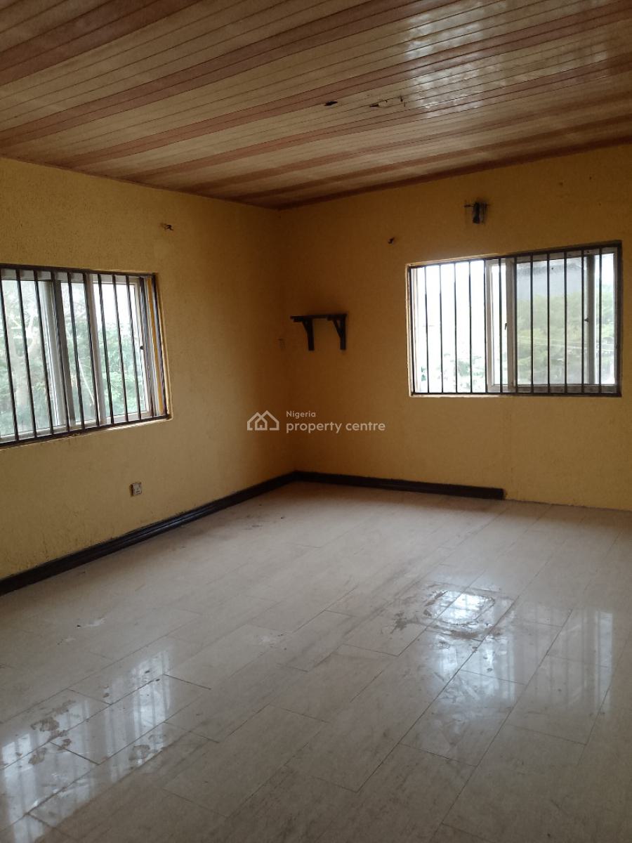 Massive 3bedrooms Flat Upstairs, Off Ologunfe Awoyaya Ibeju-lekki Lagos State, Awoyaya, Ibeju Lekki, Lagos, Flat / Apartment for Rent