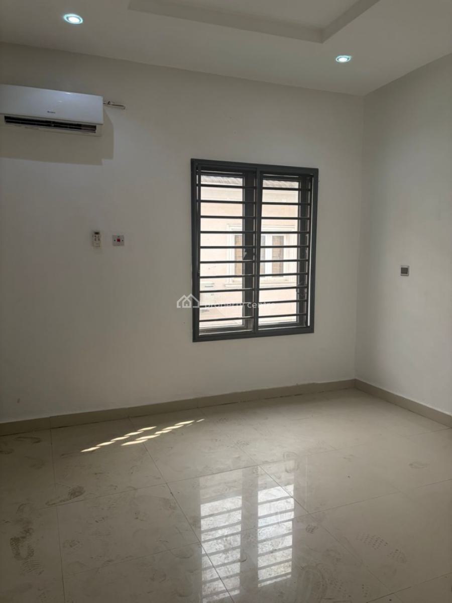 Clean & Spacious 3-bedroom Maisonette Apartment with Ample Parking, Ikoyi, Lagos, Flat / Apartment for Rent