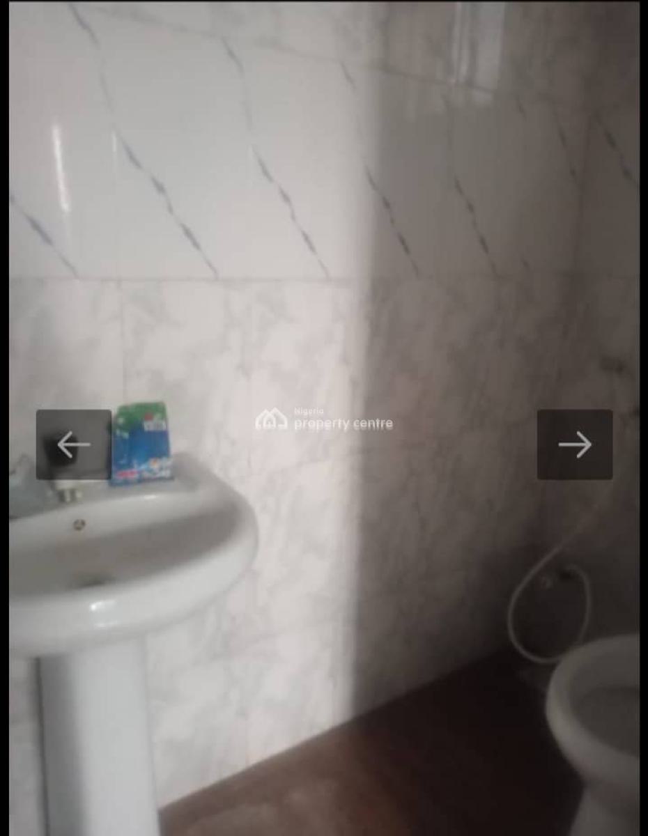 Spacious Apartment, Olowora, Magodo, Lagos, Mini Flat (room and Parlour) for Rent