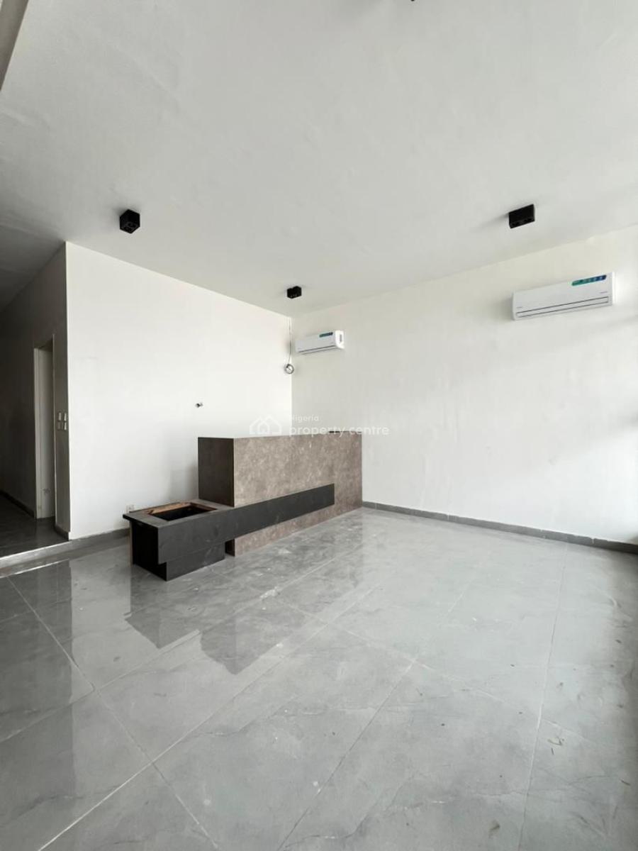 Spacious  2 Bedroom Apartment with Pool, Gym, Lekki Phase One, Lekki Phase 1, Lekki, Lagos, Flat / Apartment for Sale