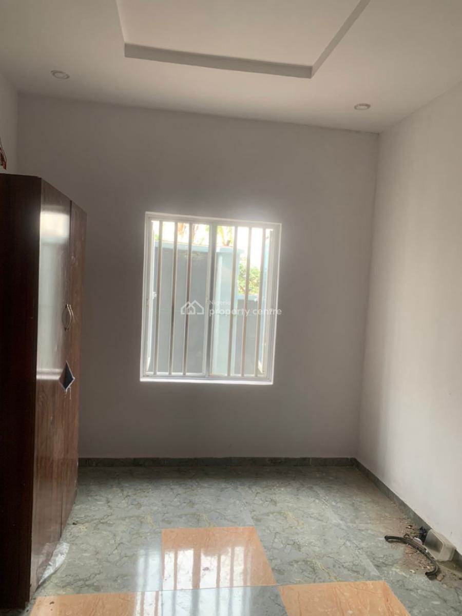 Clean 4 Bedroom Apartment, Sangotedo, Ajah, Lagos, Flat / Apartment for Rent
