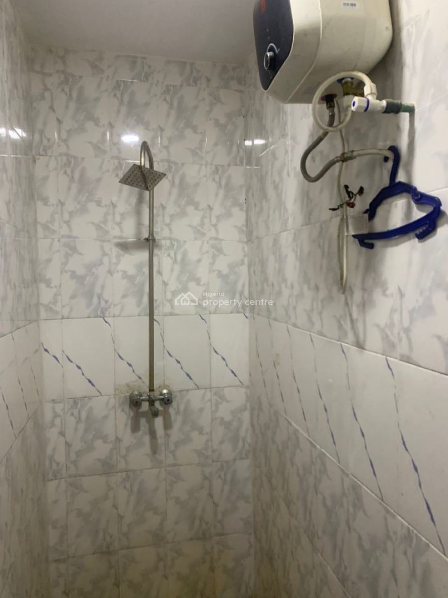 Clean 4 Bedroom Apartment, Sangotedo, Ajah, Lagos, Flat / Apartment for Rent