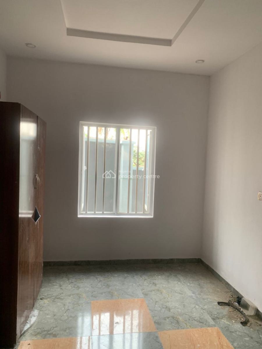 Clean 4 Bedroom Apartment, Sangotedo, Ajah, Lagos, Flat / Apartment for Rent