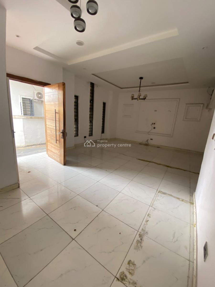 Residential/commercial 4 Bedrooms Semi Detached Duplex with Bq, Ikota Lekki Busy Road 🛣️, Ikota, Lekki, Lagos, Commercial Property for Rent