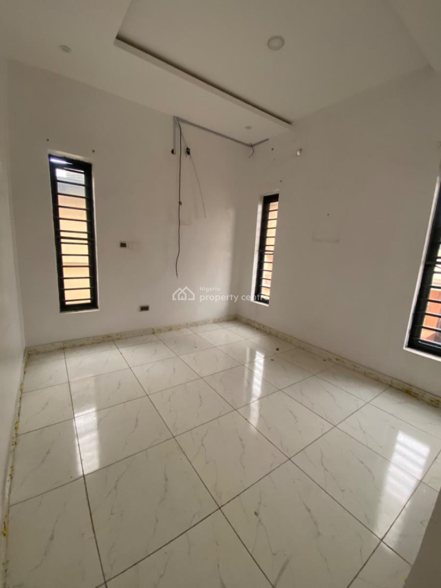 Residential/commercial 4 Bedrooms Semi Detached Duplex with Bq, Ikota Lekki Busy Road 🛣️, Ikota, Lekki, Lagos, Commercial Property for Rent