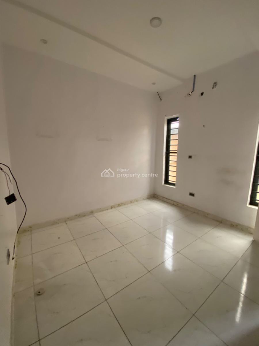 Residential/commercial 4 Bedrooms Semi Detached Duplex with Bq, Ikota Lekki Busy Road 🛣️, Ikota, Lekki, Lagos, Commercial Property for Rent