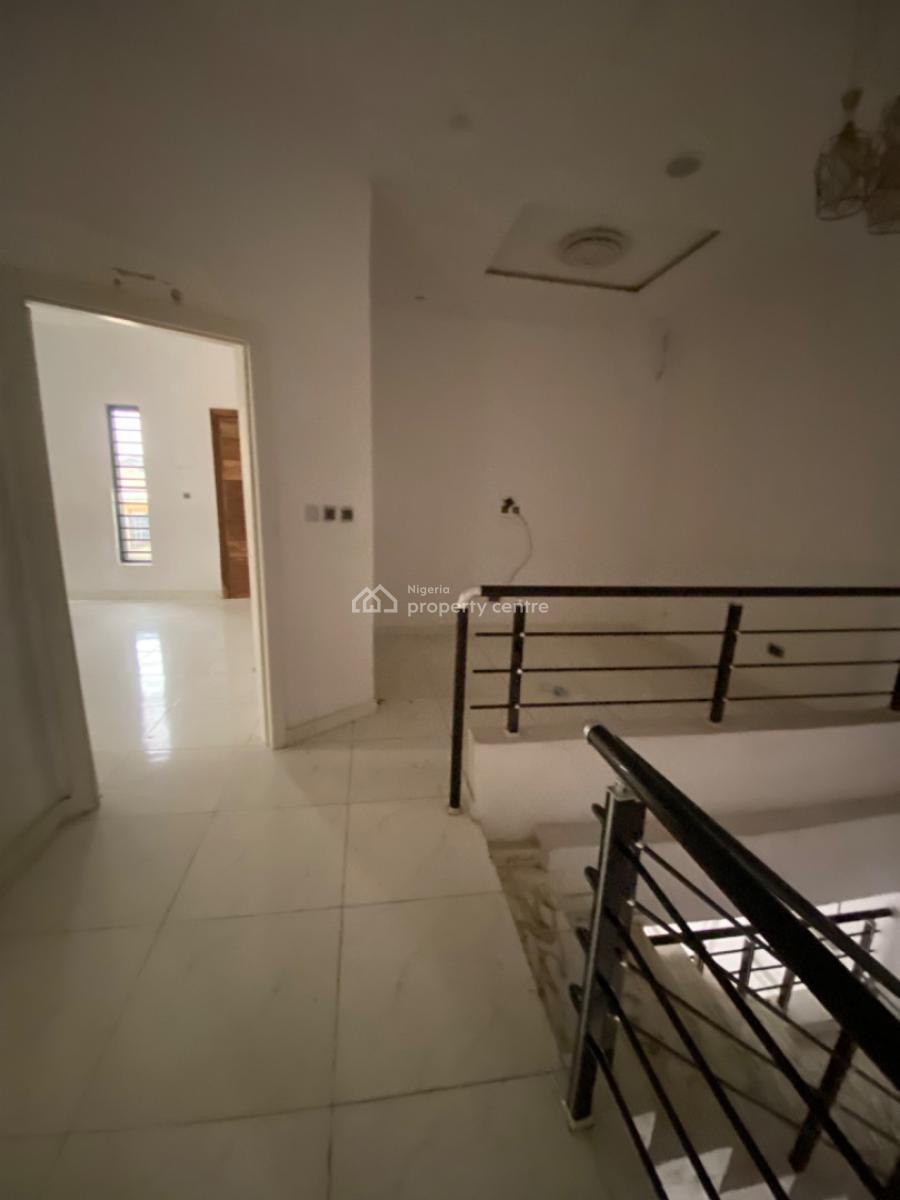 Residential/commercial 4 Bedrooms Semi Detached Duplex with Bq, Ikota Lekki Busy Road 🛣️, Ikota, Lekki, Lagos, Commercial Property for Rent