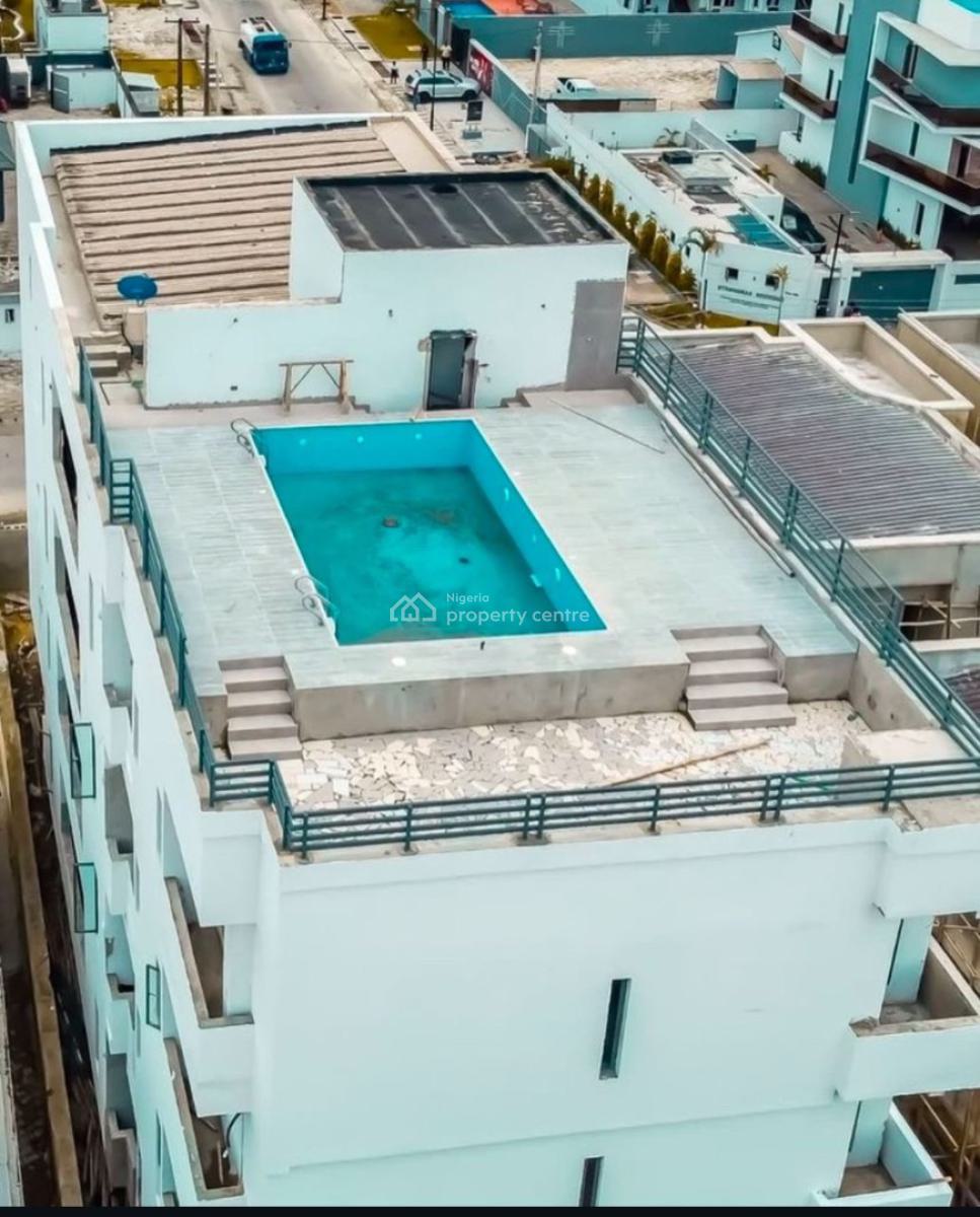 Spacious  3 Bedroom Apartment with Pool , Elevator, Gym, and Bq, Admiralty, Lekki Phase 1, Lekki, Lagos, Flat / Apartment for Sale