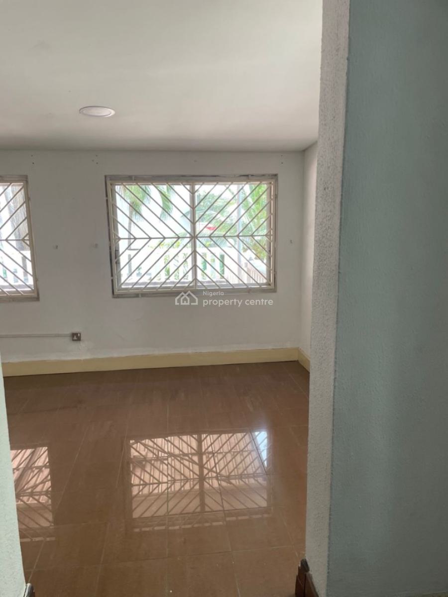 Spacious 3 Bedroom Fully Detached Duplex Available in Ikoyi, Old Ikoyi, Ikoyi, Lagos, Detached Duplex for Rent