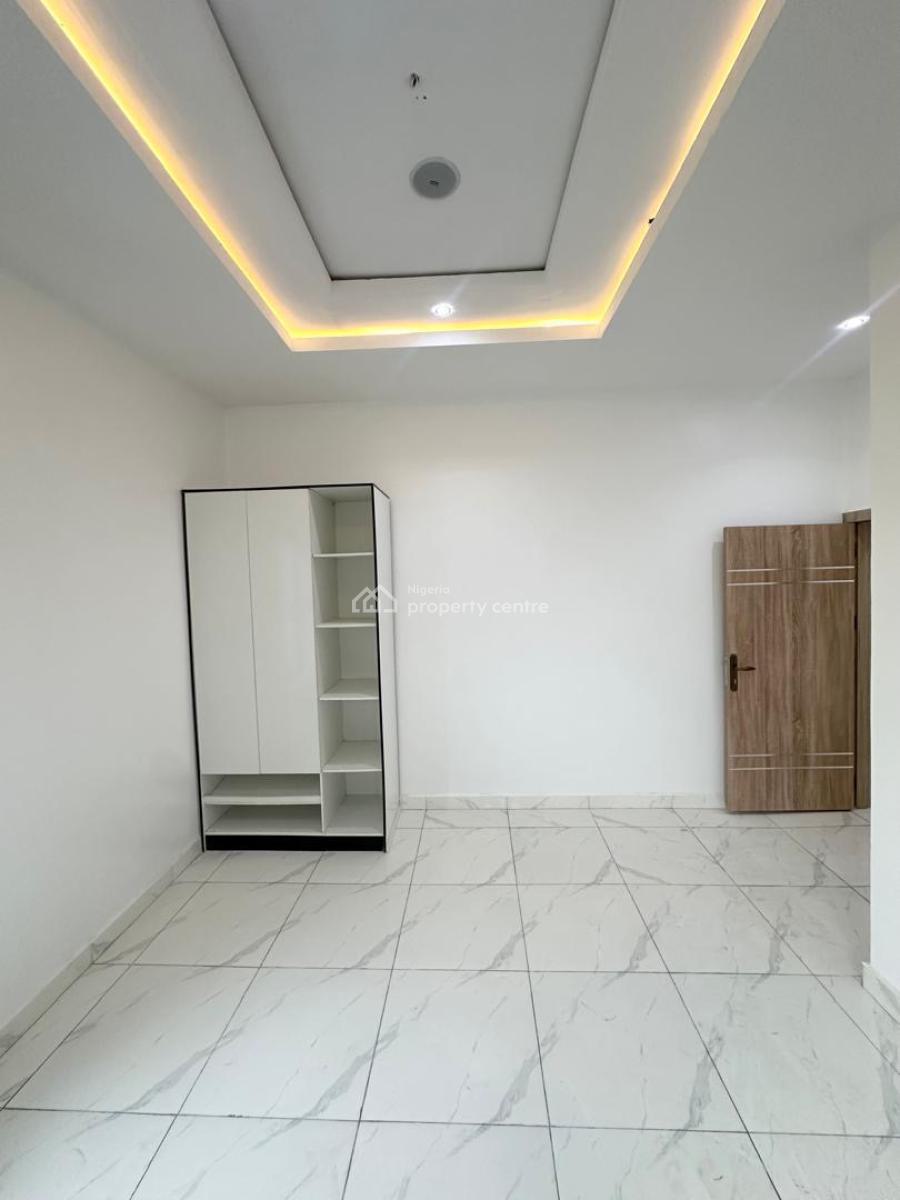 a Contemporary 5 Bedrooms Detached Duplex with Bq, Ologolo, Lekki, Lagos, Detached Duplex for Rent