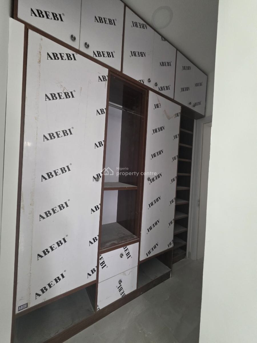 Luxury 3 Bedroom Apartment with Bq, Lekki Phase 1, Lekki, Lagos, Flat / Apartment for Sale