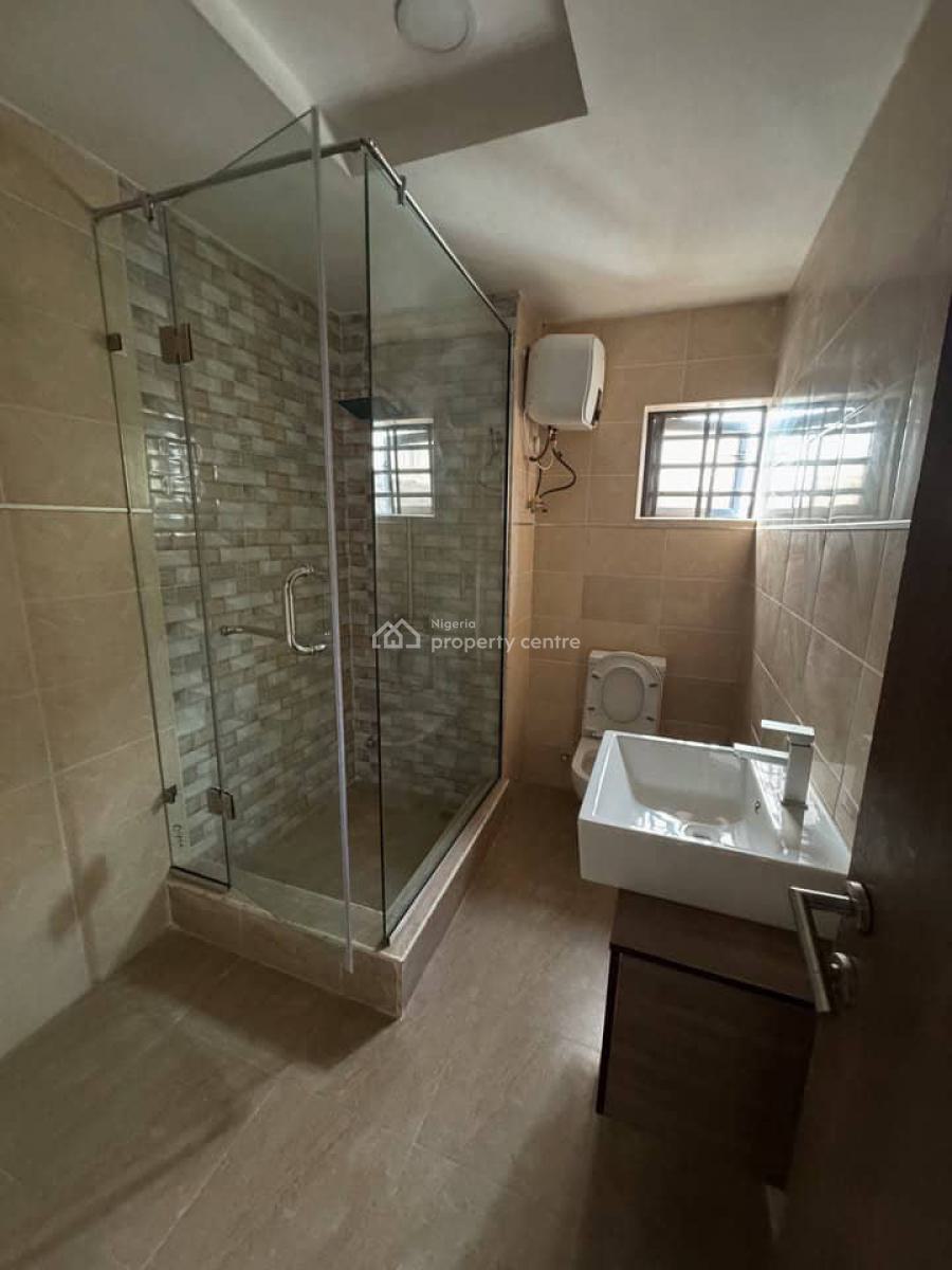 Spacious 4bedroom Terrace Duplex with Bq, Spg Ologolo, Lekki, Lagos, Flat / Apartment for Rent