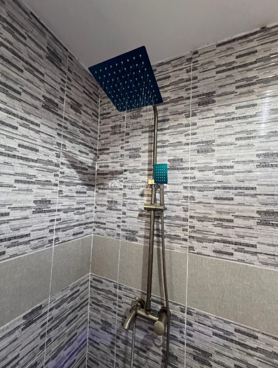 Luxury 2 Bedrooms Apartments, Lugbe District, Abuja, House for Rent