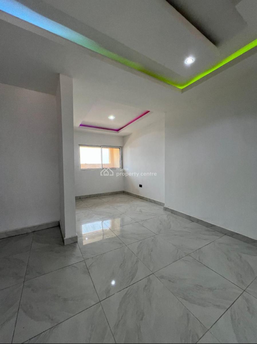 Luxury 2 Bedrooms Apartments, Lugbe District, Abuja, House for Rent