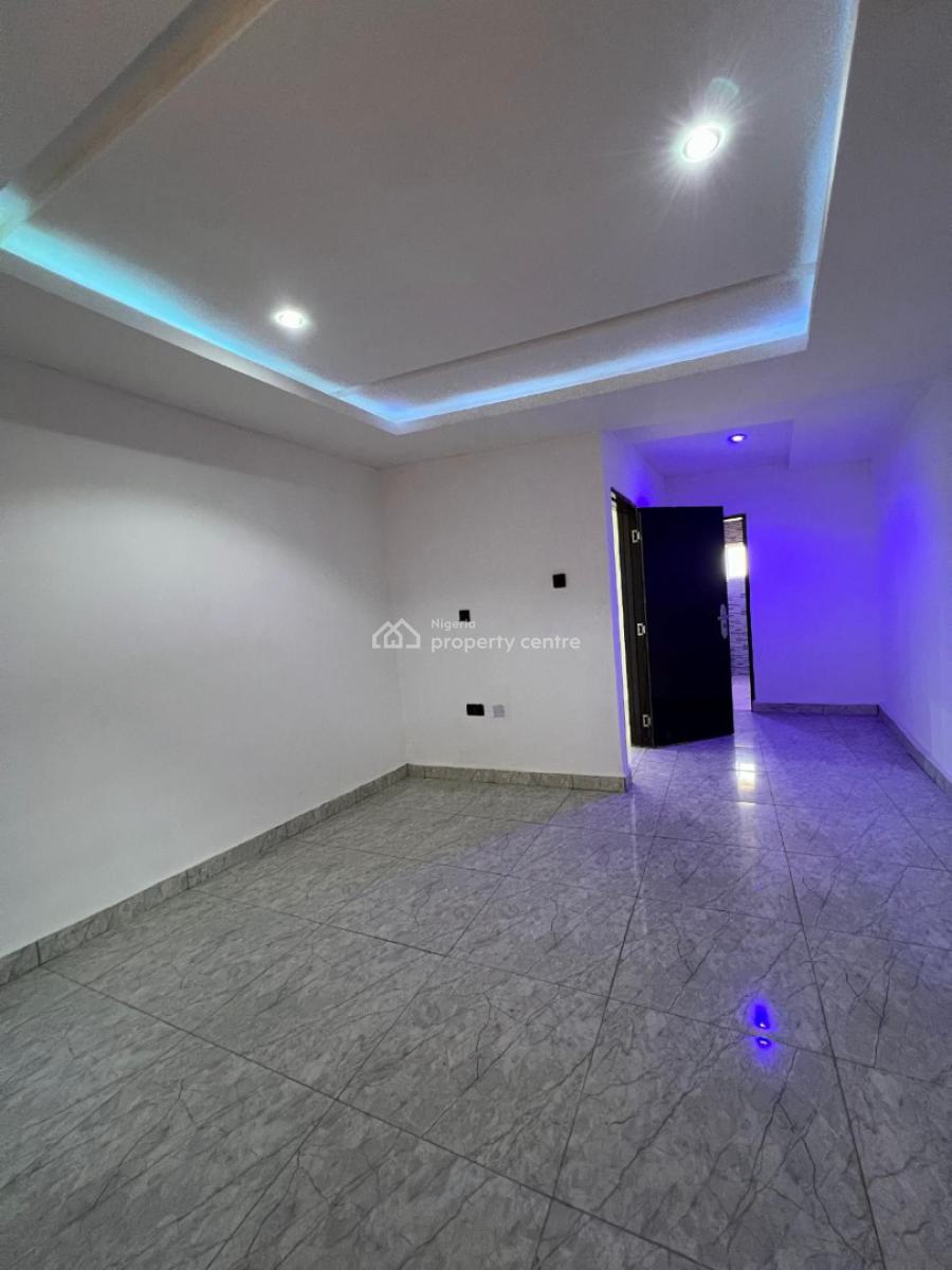 Luxury 2 Bedrooms Apartments, Lugbe District, Abuja, House for Rent