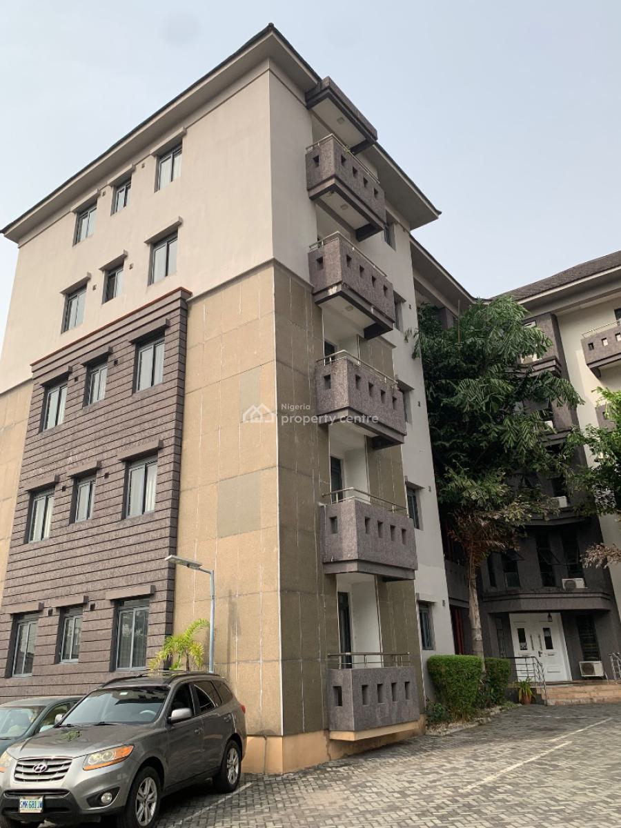 3 Bed Fully Fitted +bq, Lekki Phase 1, Lekki, Lagos, Flat / Apartment for Rent