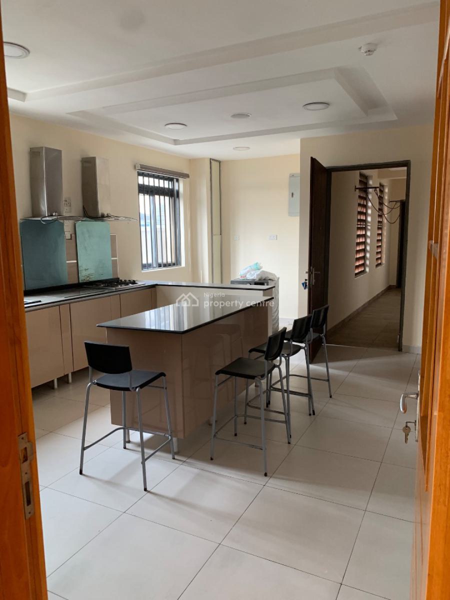 3 Bed Fully Fitted +bq, Lekki Phase 1, Lekki, Lagos, Flat / Apartment for Rent