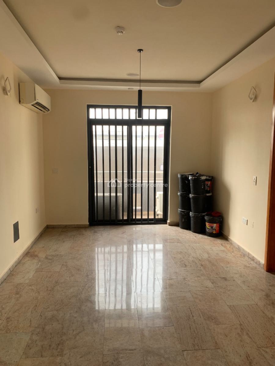 3 Bed Fully Fitted +bq, Lekki Phase 1, Lekki, Lagos, Flat / Apartment for Rent