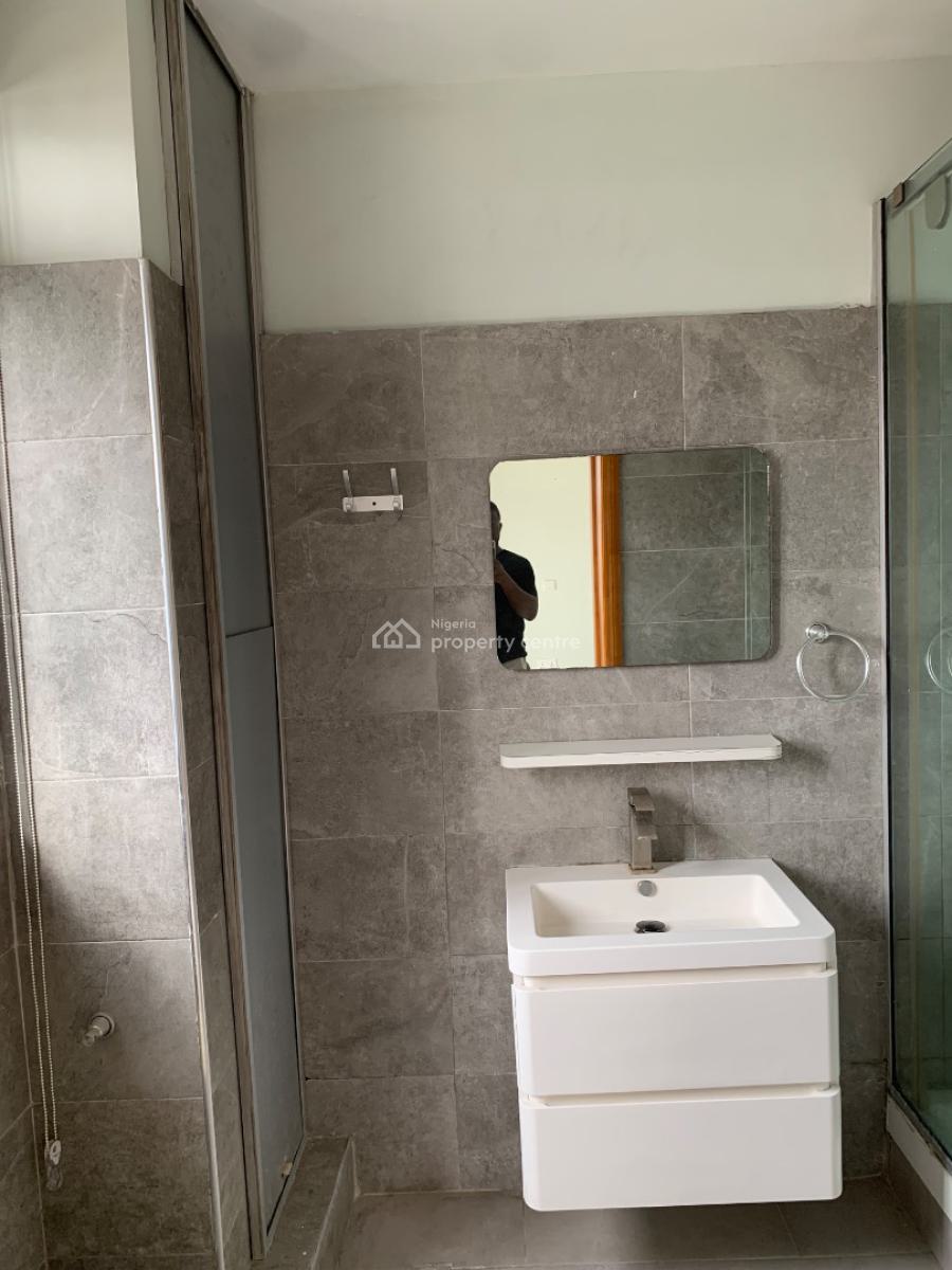 3 Bed Fully Fitted +bq, Lekki Phase 1, Lekki, Lagos, Flat / Apartment for Rent