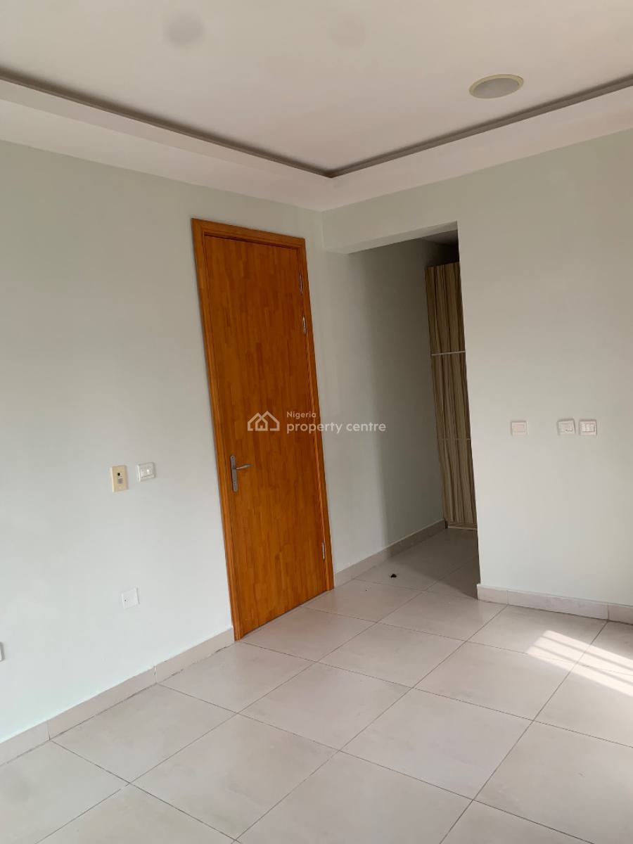 3 Bed Fully Fitted +bq, Lekki Phase 1, Lekki, Lagos, Flat / Apartment for Rent