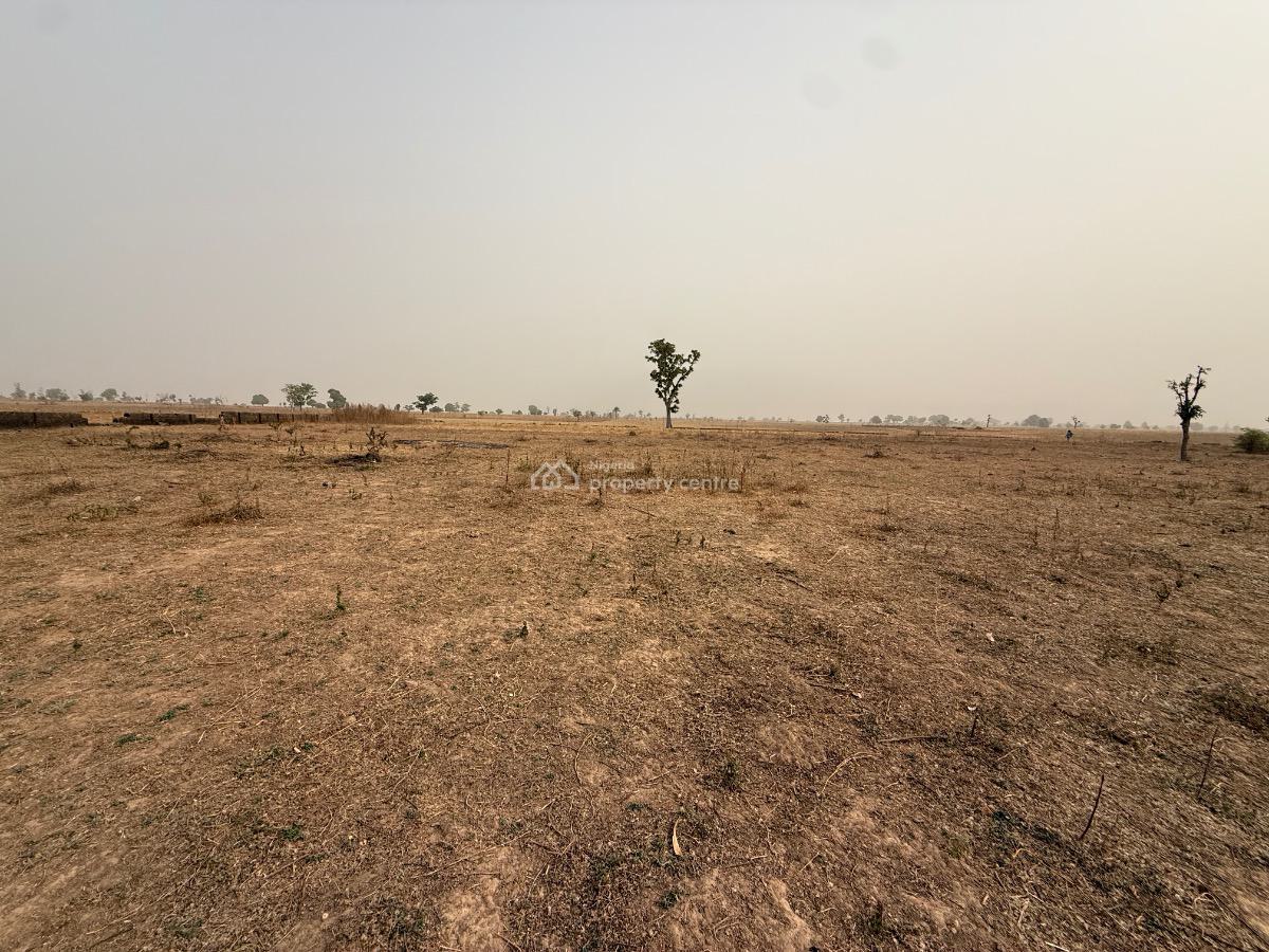 2.16 Hectares of Farm Land Suitable for Large Farming, Kodayi Karu Karshi, Karu, Nasarawa, Commercial Land for Sale