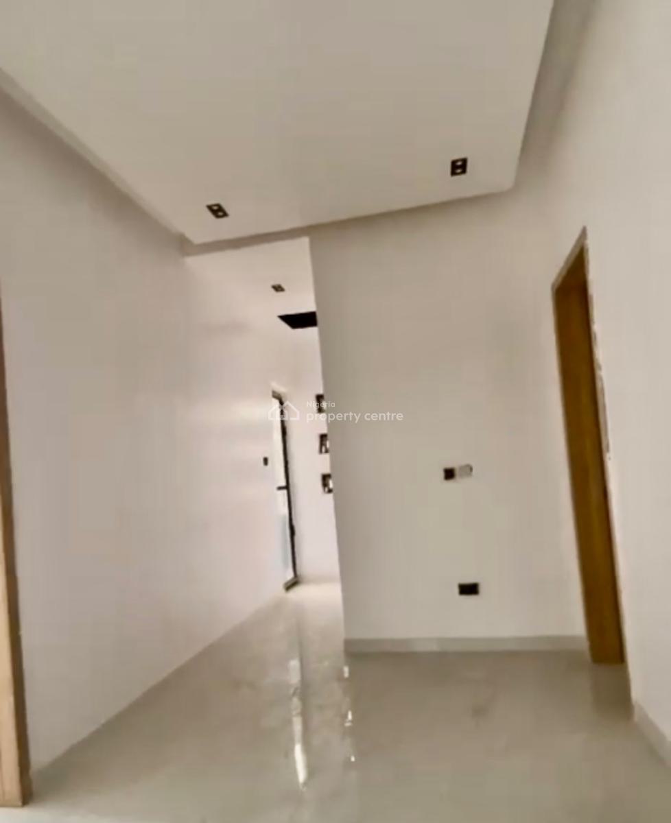 Luxury Self Service with Private Parking Space, Atlantic Nominee Estate By Ahmed Musa Road, Olokonla, Ajah, Lagos, Terraced Duplex for Rent