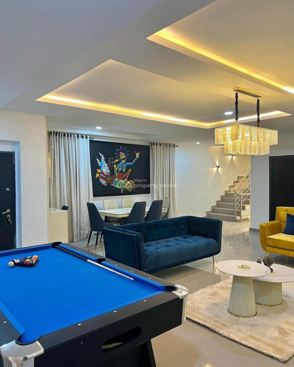 Short-spot Tropical 3 Bedroom Duplex Apartment, Gbangbala Street, Ikate, Lekki, Lagos, Flat / Apartment Short Let